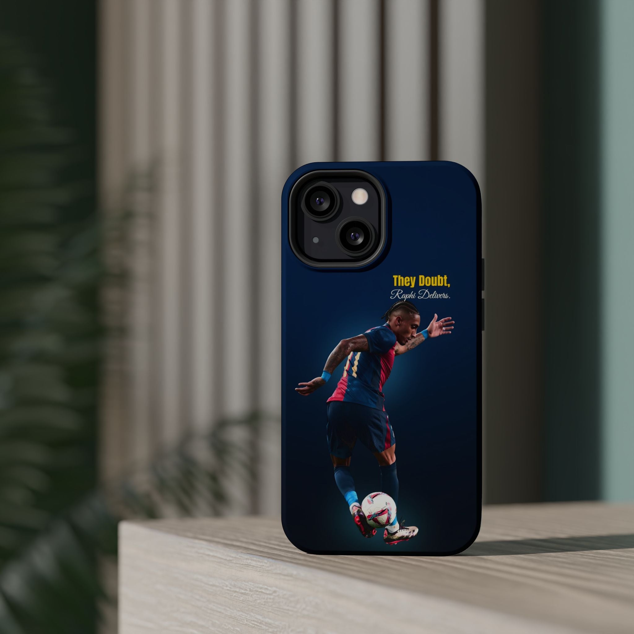 Raphi Delivers Tough Magnetic Case for iPhone